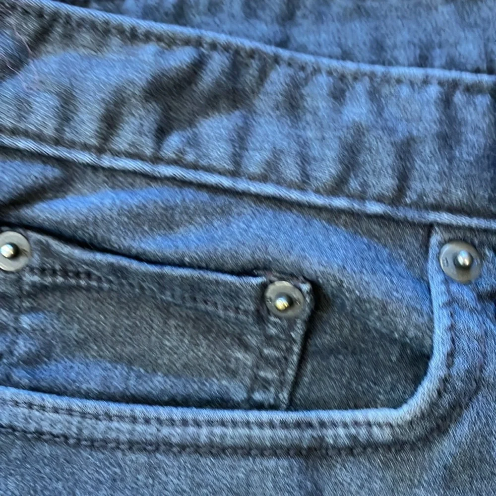 Banana republic 32x30 traveler jean Men's dark grey Jeans athletic fit